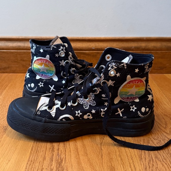 Converse Chuck Taylor All Star High Top Sneakers Butterfly Print Black/Pink 6.5 - Picture 11 of 13